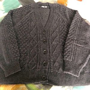 Gap Vneck cable knit cardigan sweater size XL Tall